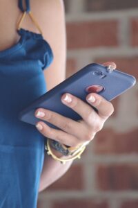 電話占いで縁結びは本当に効果がある？